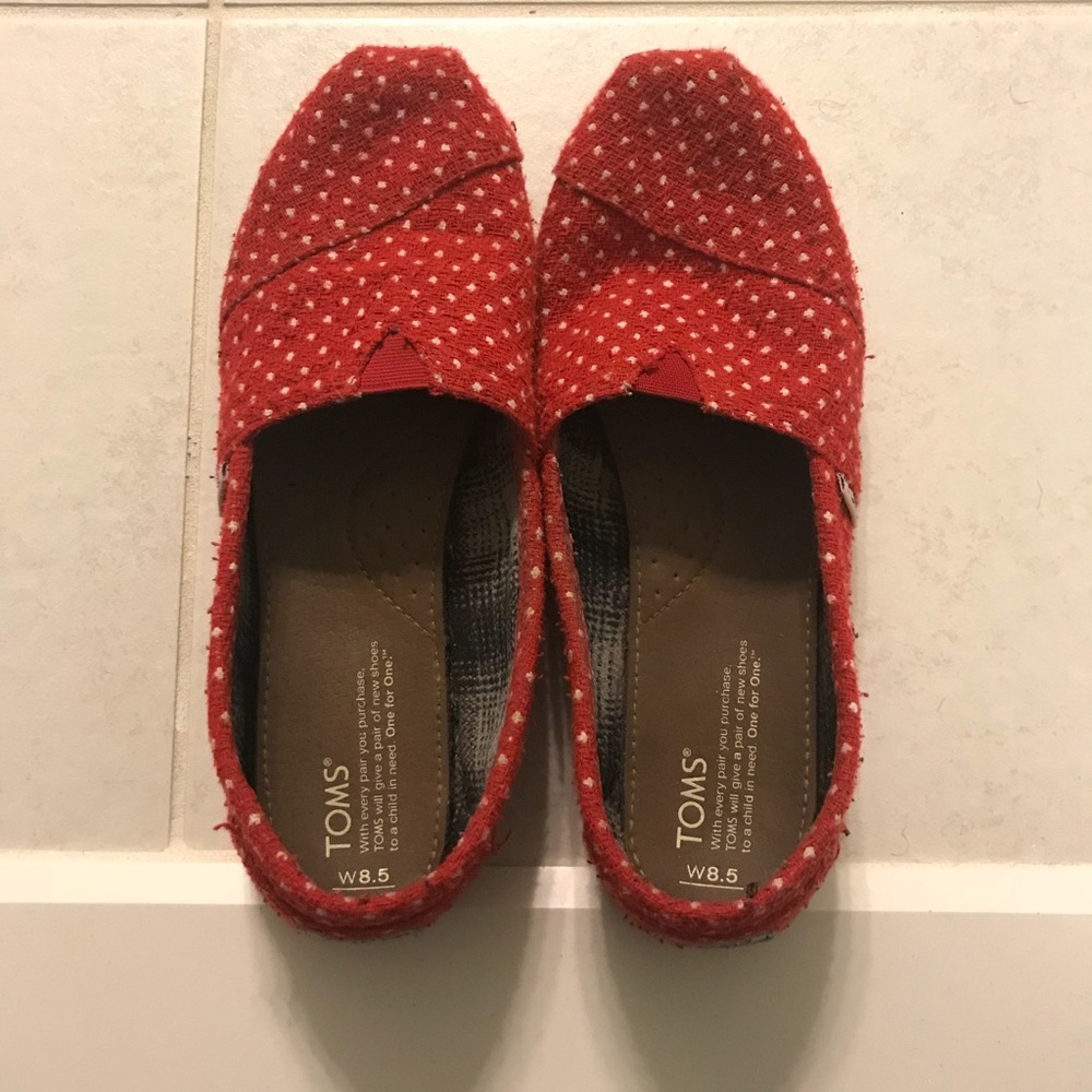 red polkadot TOMS